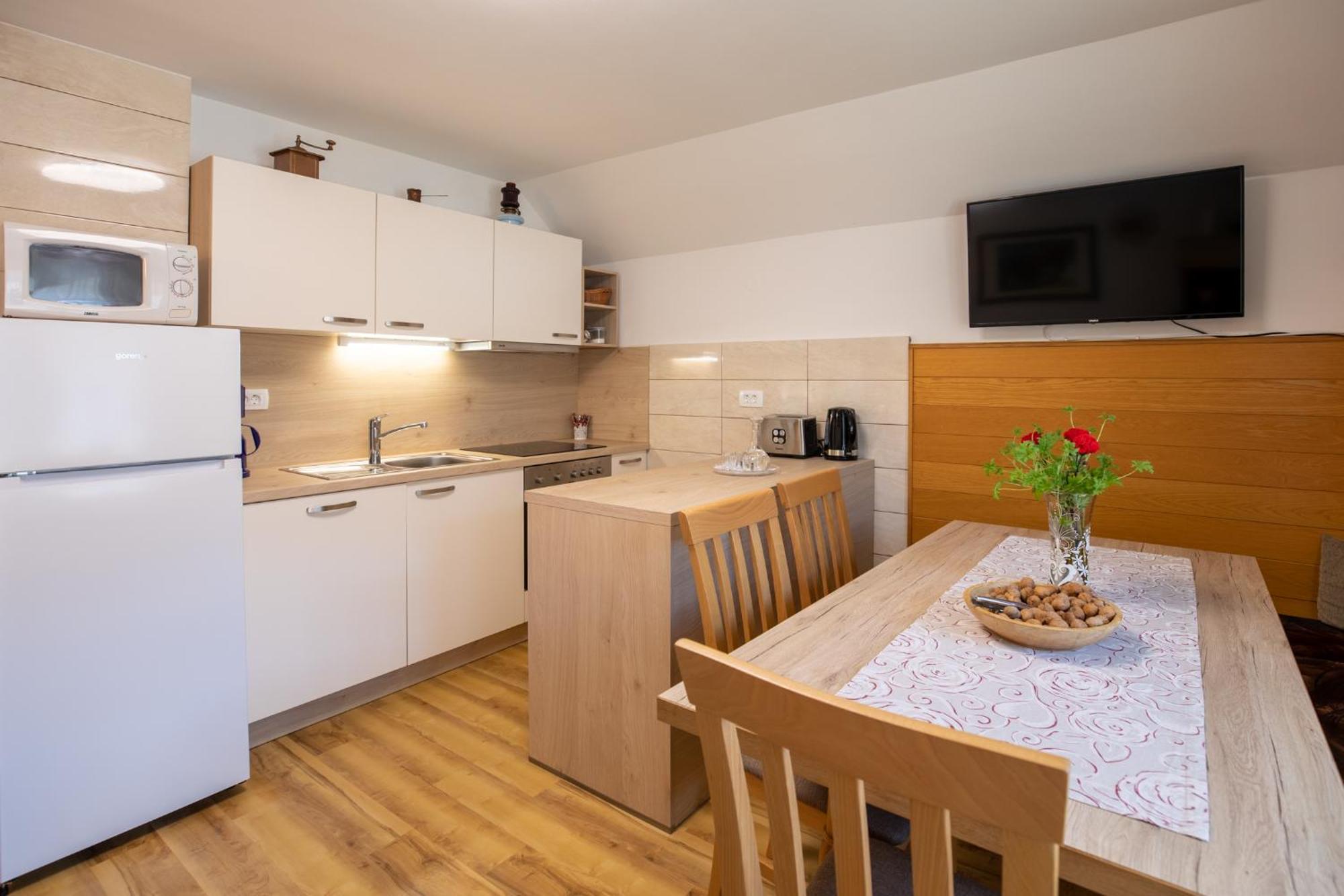 Apartmaji Prezelj Bohinj Exterior photo